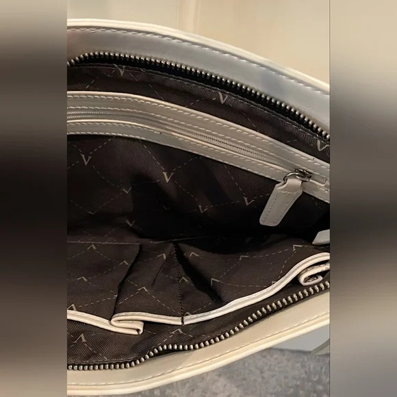 Vince Camuto Elegant White Patterned Crossbody/Shoulder Bag - Picture 6 of 7